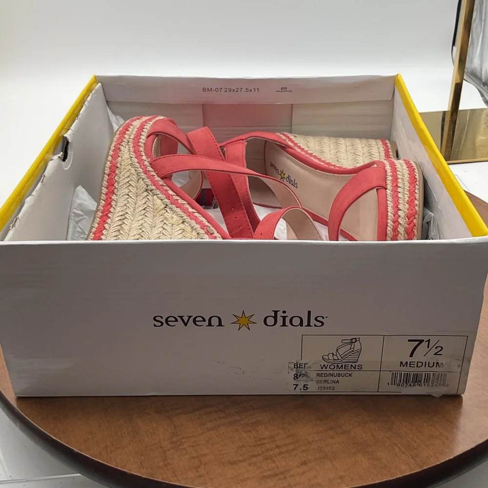 NWT Seven Dials Womens Berlina Espadrille Wedge Sandal Red‎ size 7.5 M